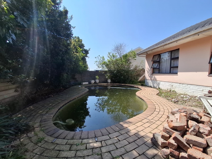 3 Bedroom Property for Sale in Beacon Bay North Eastern Cape